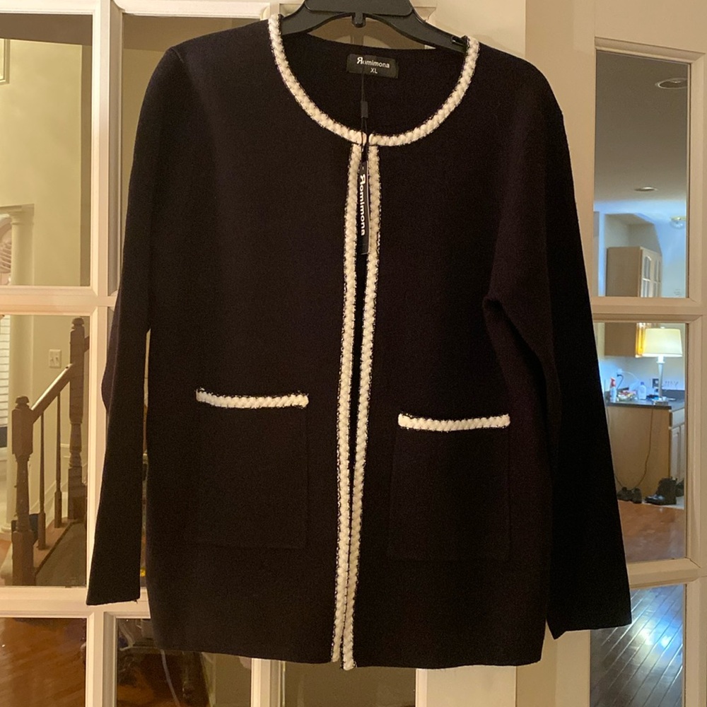 Romimona Beautifully Sweater Jacket